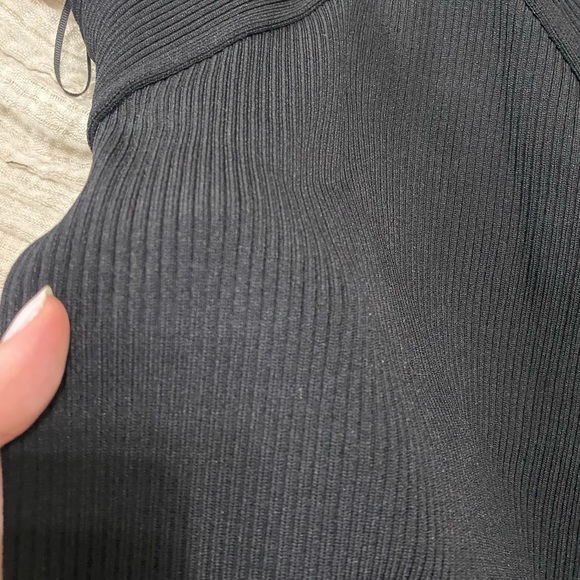 Knitted Halter Zara Top - Picture 2 of 3